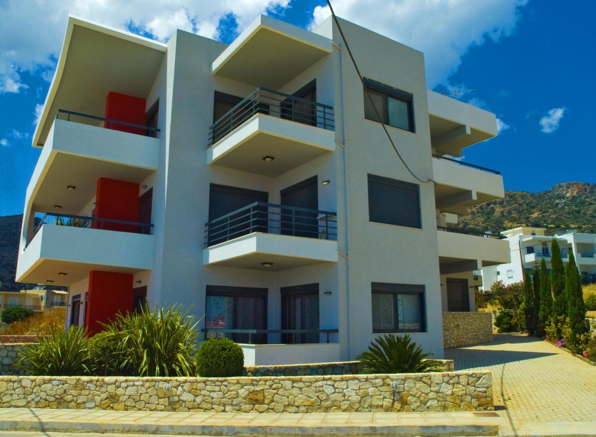 Caravella Luxury Apartments Palaiochora Exteriör bild